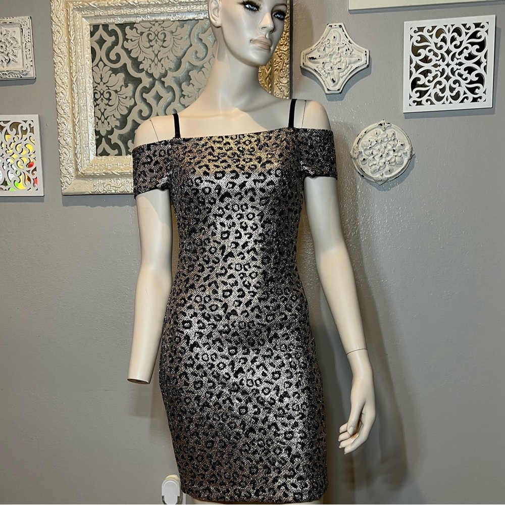 Guess Off-Shoulder Shimmery Leopard Print Dress